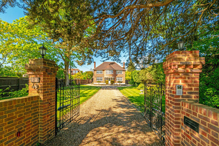 5 Bedroom Detached House For Sale In Horton Road Datchet, Berkshire, SL3