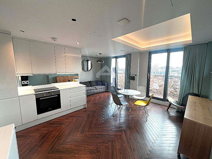 2 Bedroom Apartment To Rent In Penrose Street, Elephant & Castle, London, SE17