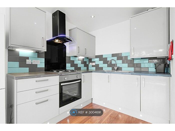 1 Bedroom Flat To Rent In Ashley House, Bristol, BS2