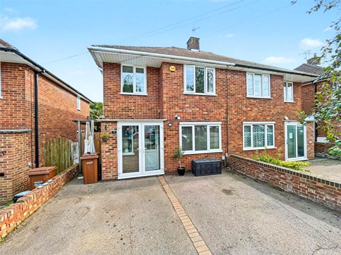 3 Bedroom Semi-Detached House For Sale In Bendon Way, Gillingham, Kent, ME8