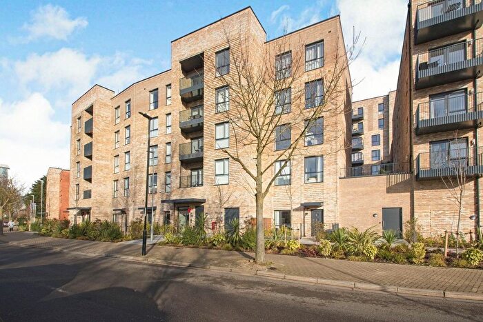 1 Bedroom Flat For Sale In Pier Way, London, SE28