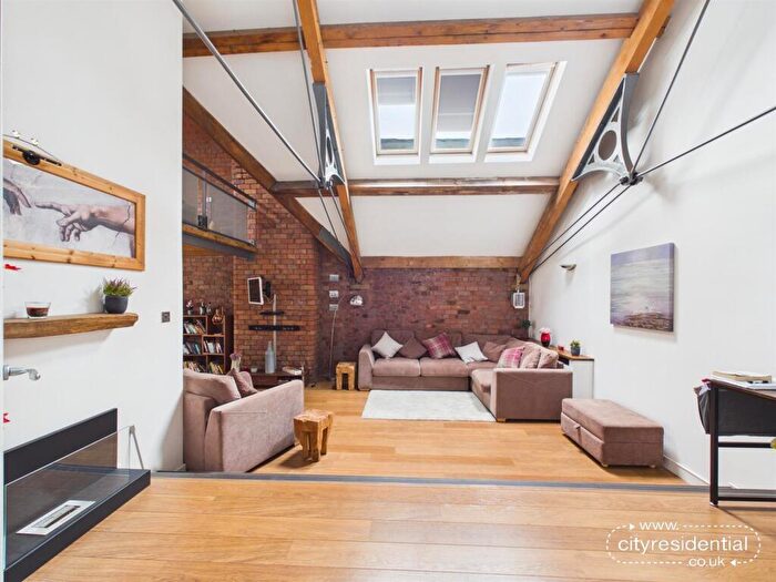 2 Bedroom Duplex For Sale In Old Haymarket, Liverpool, L1