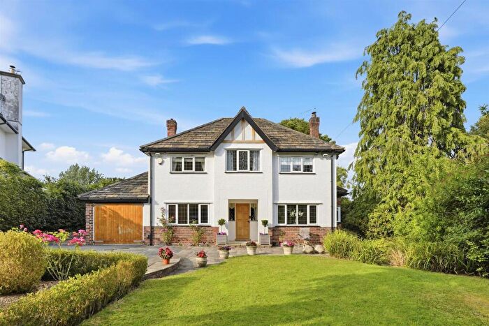 4 Bedroom Detached House For Sale In Dale Head Road, Prestbury, Macclesfield, SK10
