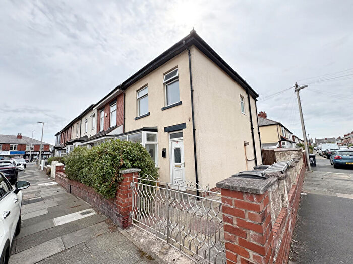 3 Bedroom End Of Terrace House For Sale In Durley Road, Blackpool, FY1