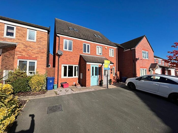 3 Bedroom House To Rent In Greylag Gate, Newcastle, Staffordshire, ST5