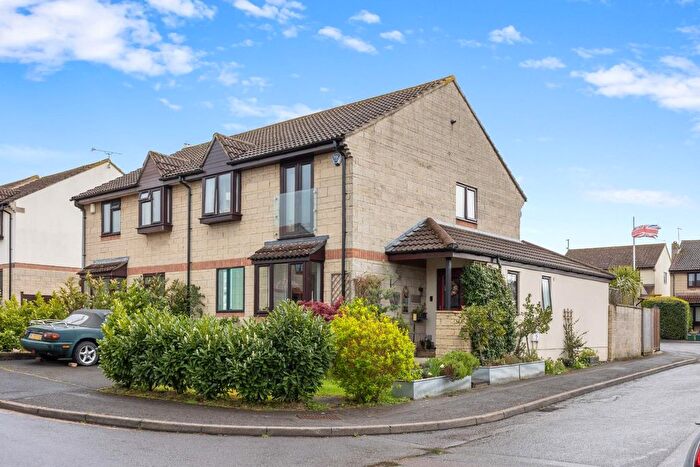 4 Bedroom Semi Detached House For Sale In Staunton Fields, Whitchurch, Bristol, BS14