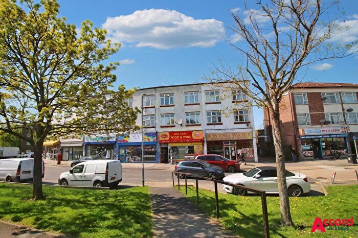 1 Bedroom Flat To Rent In Eastern Avenue East, Romford, RM1