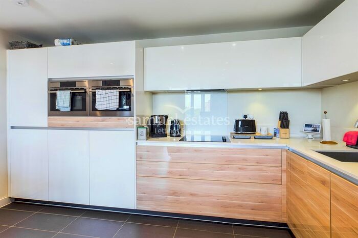2 Bedroom Flat To Rent In Hoxton Wharf, Wiltshire Row, N1