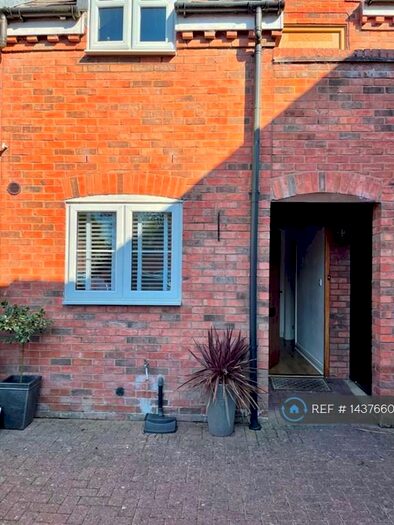 1 Bedroom Flat To Rent In Over Whitacre, Coleshill, North Warwickshire, B46