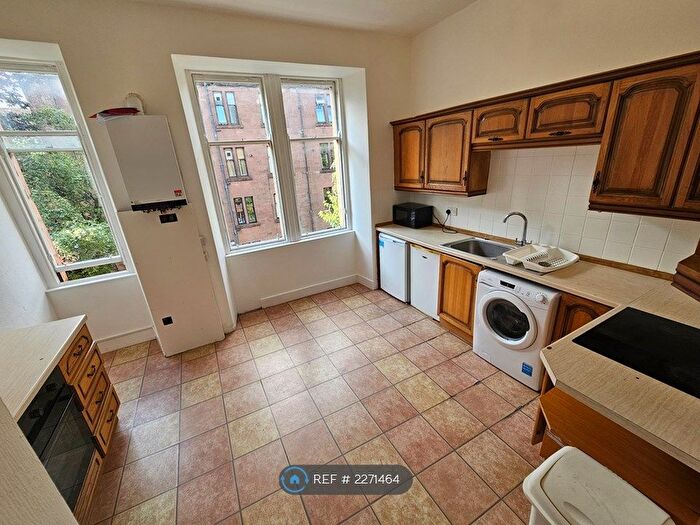 2 Bedroom Flat To Rent In Dunn Street, Clydebank, G81
