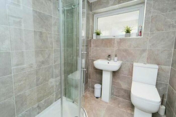 2 Bedroom End Of Terrace House To Rent In Lon Abererch, Pwllheli, LL53