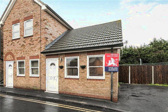 Studio To Rent In Rusham Road, Egham, Surrey, TW20