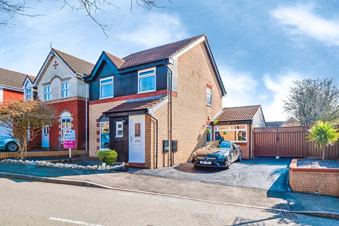 3 Bedroom Detached House For Sale In Tarragon Way, Pontprennau, Cardiff, CF23