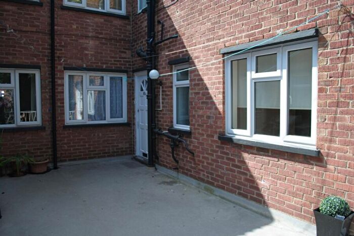 2 Bedroom Flat To Rent In Main Road, Gidea Park, RM2