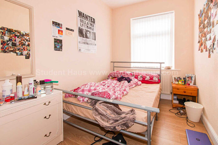 2 Bedroom House To Rent In Welford Street, Salford, M6