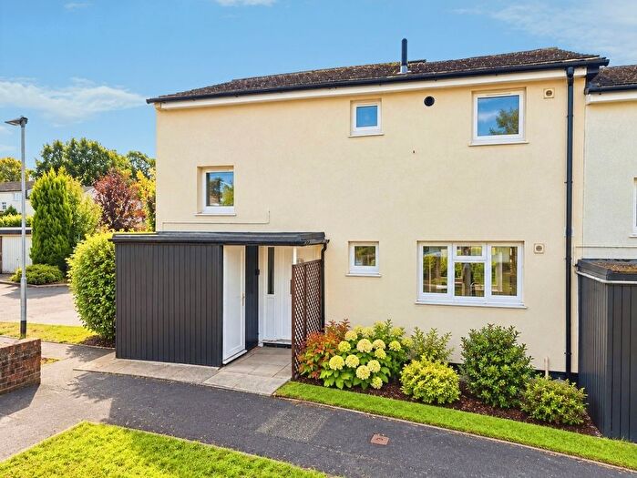 3 Bedroom End Terrace House For Sale In Fountains Garth, Bracknell, Berkshire, RG12