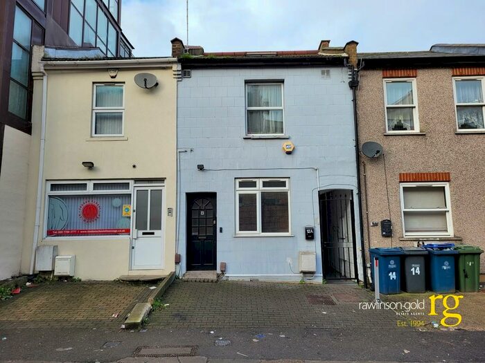 1 Bedroom Flat To Rent In Bonnersfield Lane, Harrow, HA1