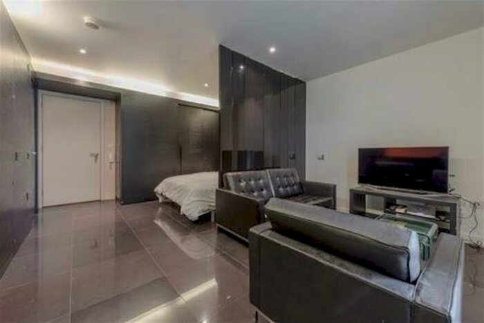 Studio To Rent In Pan Peninsula, Pan Peninsula Square, Canary Wharf, South Quay, London, E14