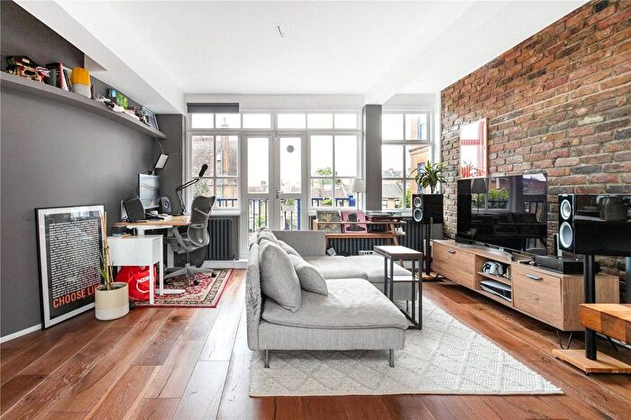 1 Bedroom Flat For Sale In Principal Square, London, E9