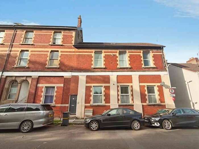 1 Bedroom Flat To Rent In Meadow Street, Avonmouth, Bristol, BS11