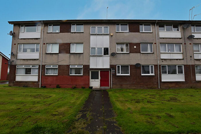 2 Bedroom Flat For Sale In Anson Way, Renfrew, PA4