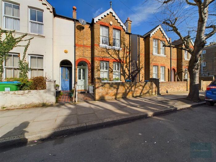 4 Bedroom Semi-Detached House To Rent In Bridge Road, St Margarets, Twickenham, TW1