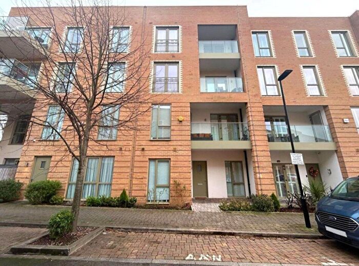 4 Bedroom Apartment For Sale In Rowen Avenue, London, NW9