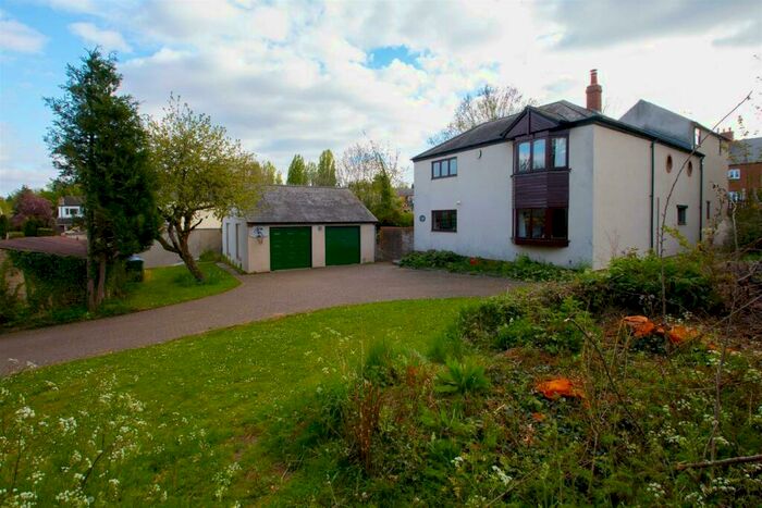 6 Bedroom Detached House To Rent In Bridge Road, Cosgrove, MK11