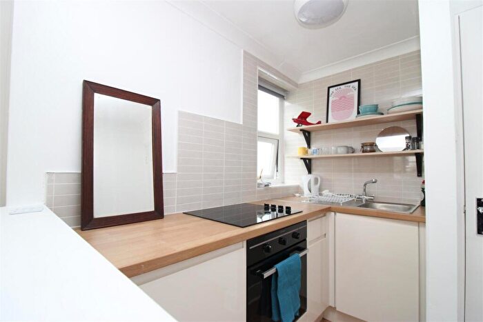 Flat To Rent In Norfolk Road, Brighton, BN1
