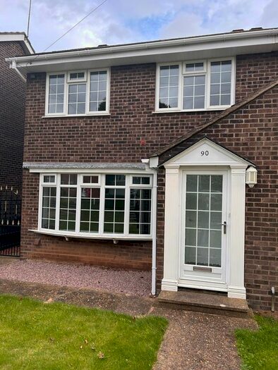 3 Bedroom Semi-Detached House To Rent In Roman Bank, Lincolnshire, Skegness, PE25