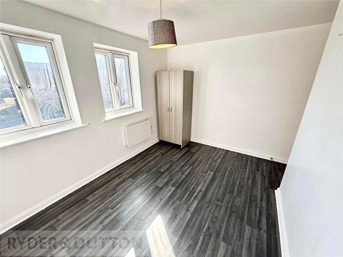 2 Bedroom Apartment To Rent In Silchester Drive, Manchester, Greater Manchester, M40