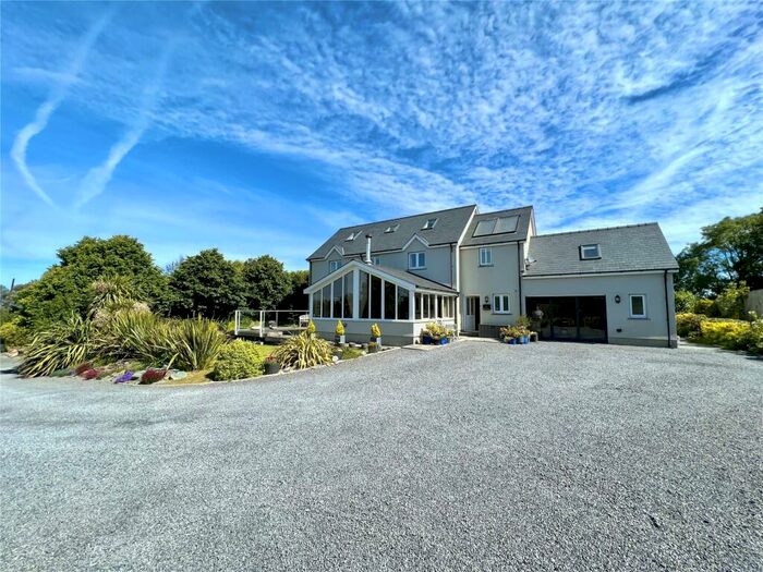 6 Bedroom Detached House For Sale In Aberporth, Ceredigion, SA43