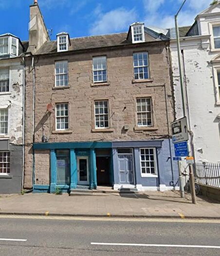 3 Bedroom Flat To Rent In Charlotte Street, Perth, PH1