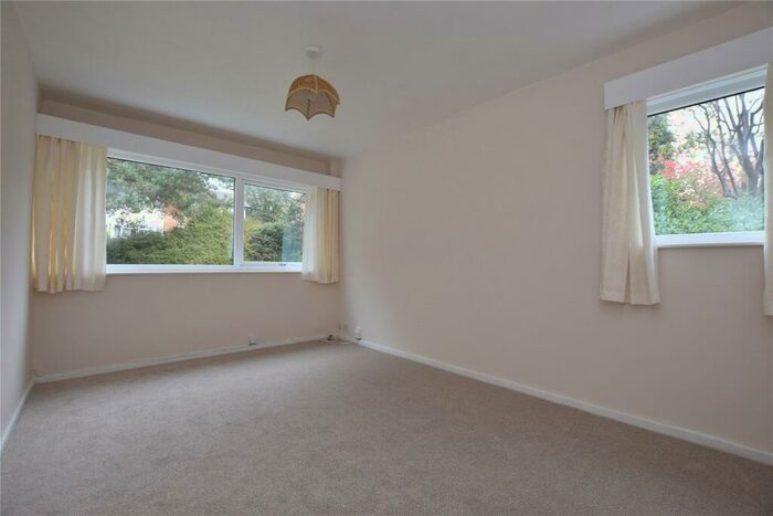 1 Bedroom Apartment To Rent In Cedar Brow, North Grove Rise, Leeds, West Yorkshire, LS8