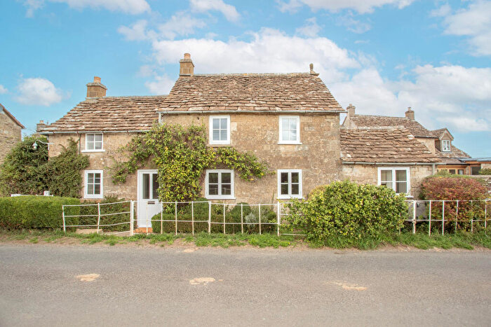 2 Bedroom Detached House To Rent In Hampton Fields, Minchinhampton, Gloucestershire, GL6