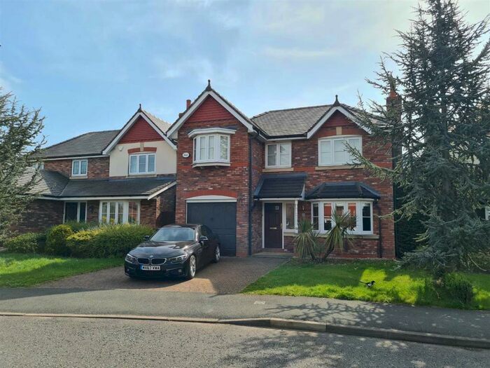 4 Bedroom Detached House To Rent In Kingsbury Drive, Wilmslow, SK9