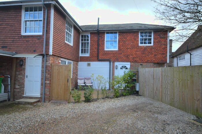 2 Bedroom Property To Rent In The Street, Bethersden, Ashford, TN26