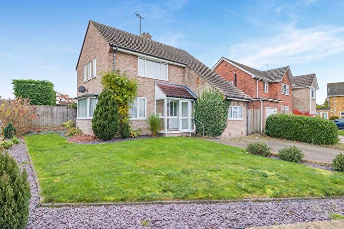 3 Bedroom Detached House For Sale In Hazel End, Royal Wootton Bassett, Swindon, Wiltshire, SN4
