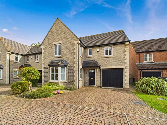 4 Bedroom Detached House For Sale In John Chiddy Close, Hanham, Bristol, BS15