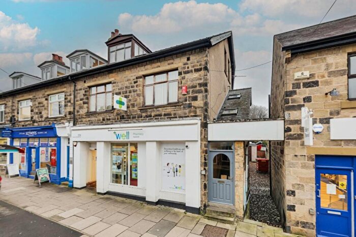 2 Bedroom Flat For Sale In Town Street, Horsforth, Leeds, West Yorkshire, LS18