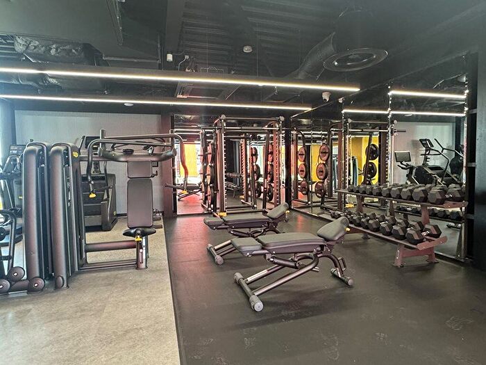 2 Bedroom Apartment To Rent In Miller's Quay, Wirral, CH41