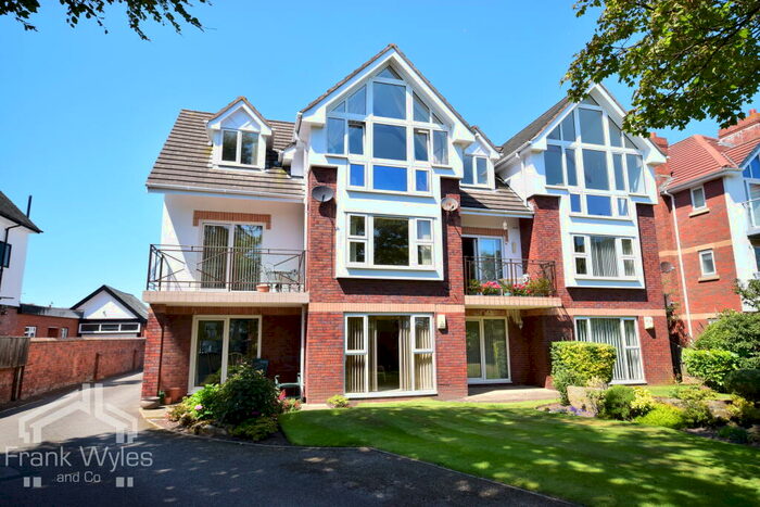 2 Bedroom Flat To Rent In Royal View, Links Gate, Lytham St Annes, Lancashire, FY8