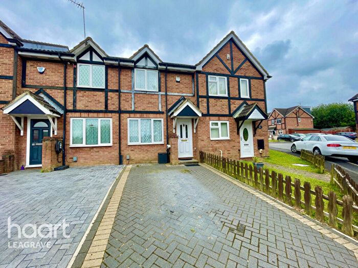 2 Bedroom Terraced House For Sale In Swan Mead, Luton, LU4