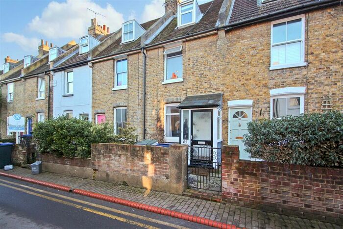4 Bedroom Terraced House To Rent In Black Griffin Lane, Canterbury, Kent, CT1