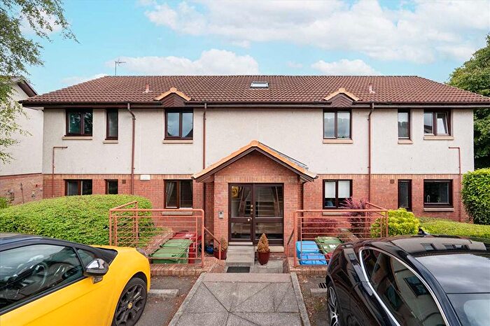 2 Bedroom Flat For Sale In Eastcroft Drive, FK2