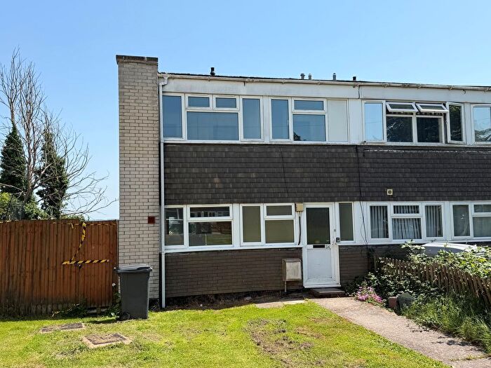 3 Bedroom End Of Terrace House For Sale In Bifield Road, Stockwood, Bristol, BS14