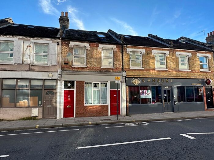 4 Bedroom Flat To Rent In Dawes Road, London, SW6