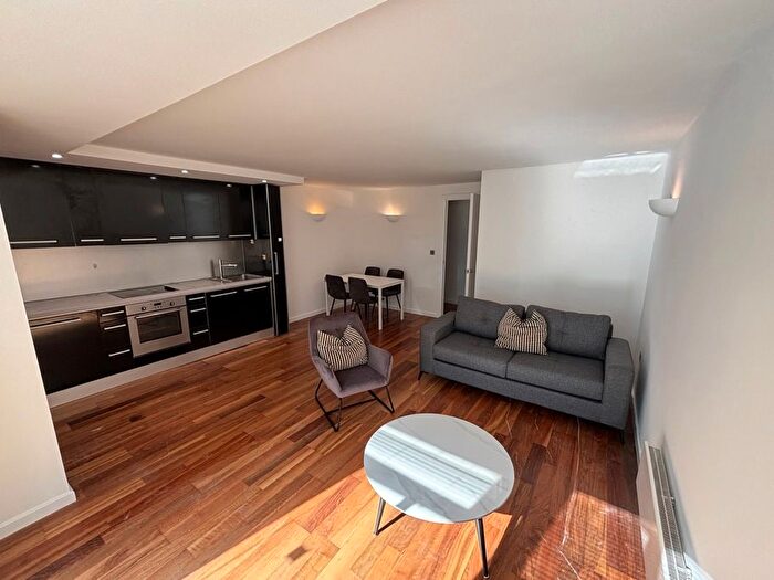 2 Bedroom Flat To Rent In Wellington Street, Leeds, LS1