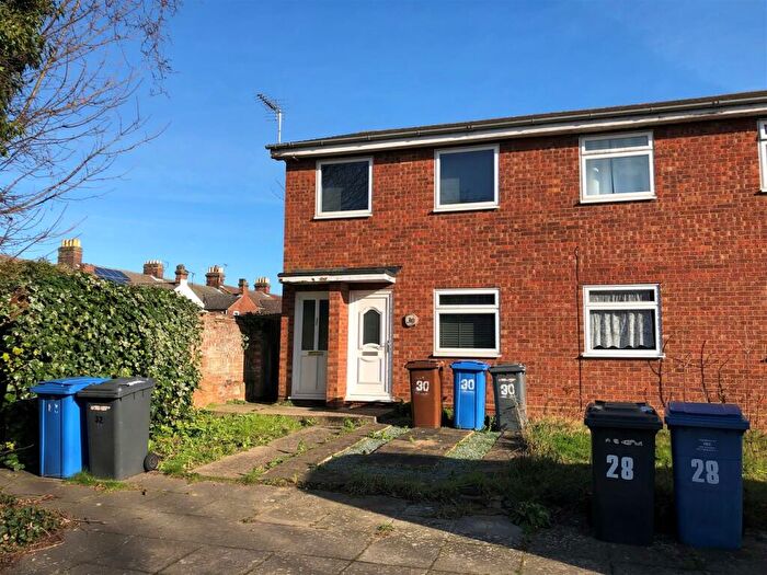 1 Bedroom Maisonette To Rent In Springland Close, Ipswich, IP4