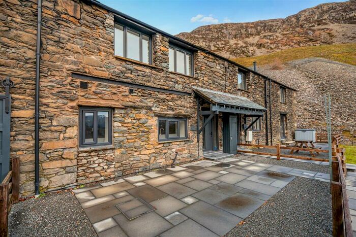 2 Bedroom Barn Conversion For Sale In Glenridding, Penrith, CA11
